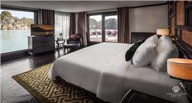 Du thuyền Ambassador Hạ Long